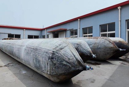 marine-rubber-ship-launching-airbags