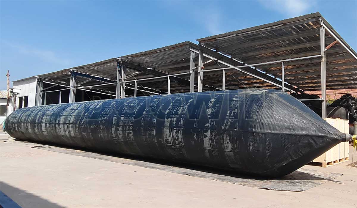 ship-launching-rubber-airbags-inspection