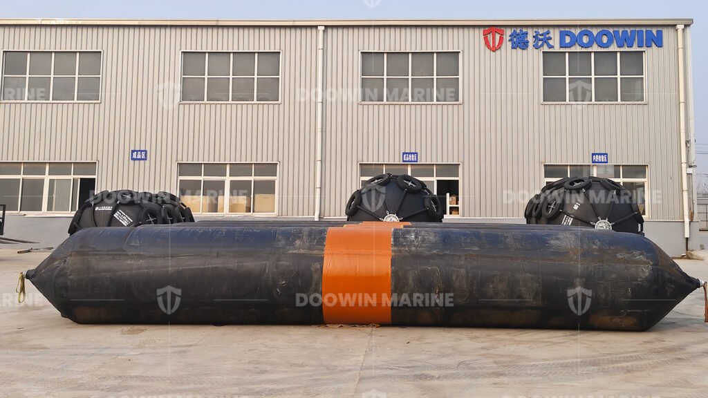customized-ship-launching-marine-rubber-airbags2