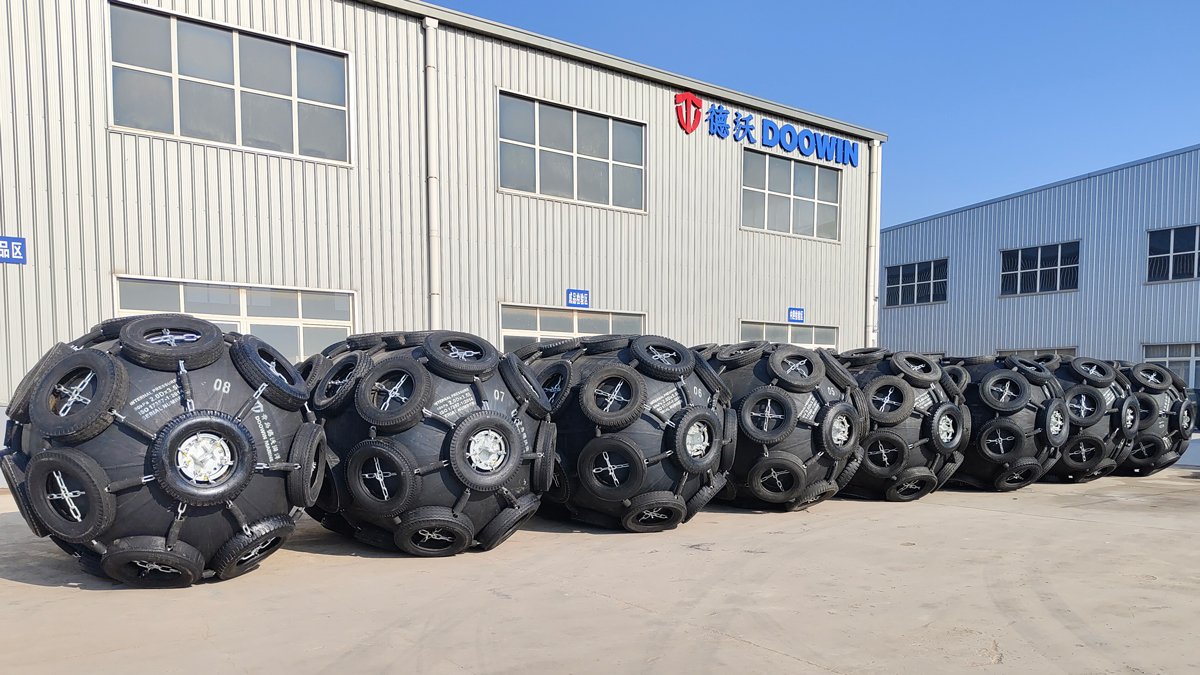 pneumatic-rubber-fenders
